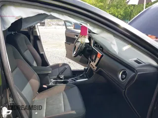 2019 Toyota Corolla L z VIN 2T1BURHE4KC232790, wystawiony jako IAAI lot #42279552 z przebiegiem 86 662 mil mil oraz . Historia ofert i sprzedaży dostępna na DreamBid. Obrazek 5.