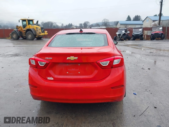 2017 Chevrolet Cruze LS z VIN 1G1BC5SM0H7219176, wystawiony jako IAAI lot #40973192 z przebiegiem 172 534 mil mil oraz . Historia ofert i sprzedaży dostępna na DreamBid. Obrazek 16.