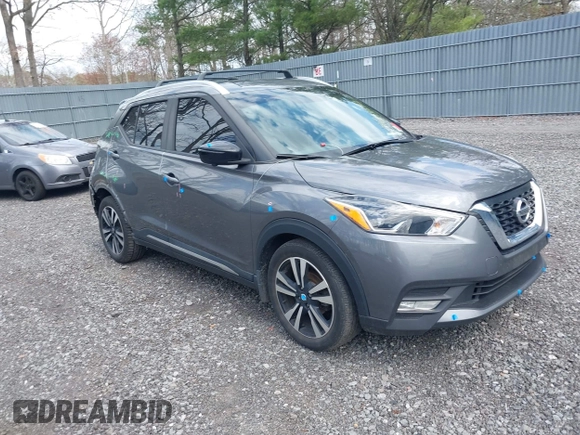 2019 Nissan Kicks SR with VIN 3N1CP5CU9KL503622, listed as a IAAI auction lot 42045362 with 69,000 mi miles. Bid and sale history available at carsss.com. Image 1.