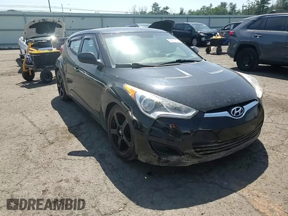 2012 Hyundai Veloster w/Gray Int with VIN KMHTC6AD5CU066108, listed as a Copart auction lot 62311305 with 117,856 mi miles and Salvage title. Bid and sale history available at DreamBid. Image 14.