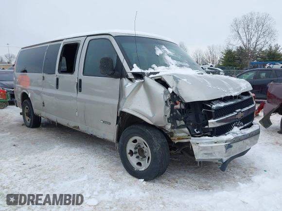 2005 Chevrolet Express Passenger with VIN 1GAHG39U151241968, listed as a IAAI auction lot 41281430 with 148,748 mi miles and . Bid and sale history available at DreamBid. Image 1.