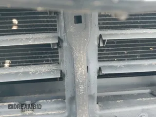 2017 Cadillac Escalade Luxury z VIN 1GYS3BKJ2HR399979, wystawiony jako IAAI lot #42140441 z przebiegiem 157 680 mil mil oraz . Historia ofert i sprzedaży dostępna na DreamBid. Obrazek 19.