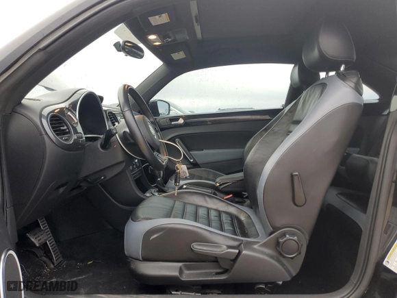 2012 Volkswagen Beetle 2.0T Turbo w/Sun/Sound with VIN 3VWV67ATXCM645050, listed as a Copart auction lot 45746555 with 152,935 mi miles and Salvage Title. Bid and sale history available at carsss.com. Image 7.