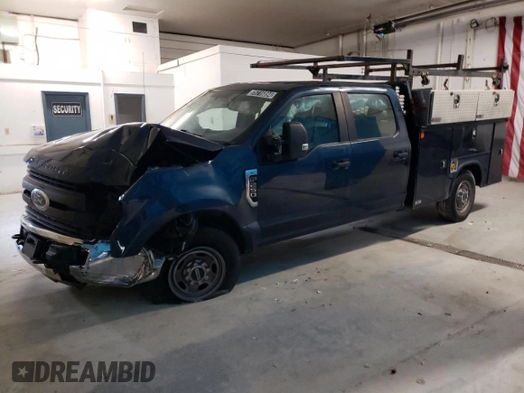 2019 Ford Super Duty F-250 SRW XL with VIN 1FD7W2A68KEF53315, listed as a Copart auction lot 88373025 with Not Provided miles and Clean Title. Bid and sale history available at carsss.com. Image 1.