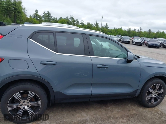 2021 Volvo XC40 Inscription with VIN YV4162UL2M2432602, listed as a IAAI auction lot 42331915 with 54,195 mi miles and . Bid and sale history available at DreamBid. Image 14.