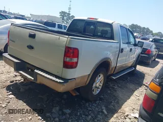 2004 Ford F-150 XLT with VIN 1FTPW12504KC34452, listed as a IAAI auction lot 42051599 with 215,857 mi miles. Bid and sale history available at carsss.com. Image 4.