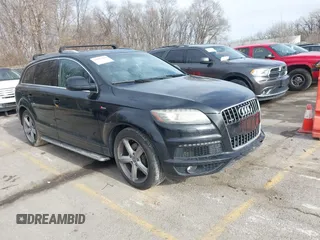2012 Audi Q7 3.0T S line Prestige with VIN WA1DGBFEXCD007833, listed as a IAAI auction lot 41095179 with 149,538 mi miles. Bid and sale history available at carsss.com. Image 1.