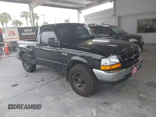 1999 Ford Ranger XL with VIN 1FTYR10V0XPA39375, listed as a IAAI auction lot 41390300 with 173,749 mi miles. Bid and sale history available at carsss.com. Image 1.
