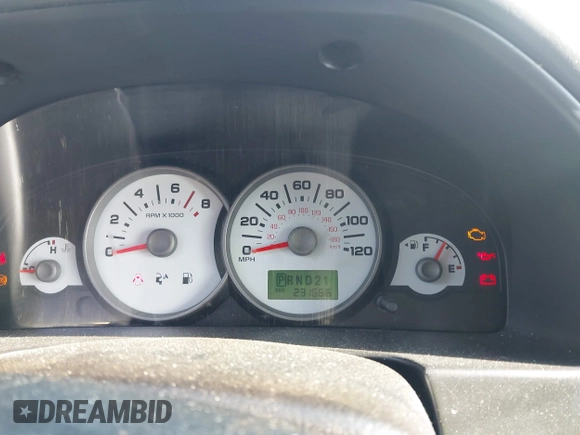 2006 Ford Escape XLS z VIN 1FMYU02Z16KA22746, wystawiony jako IAAI lot #41949781 z przebiegiem 231 666 mil mil oraz . Historia ofert i sprzedaży dostępna na DreamBid. Obrazek 7.
