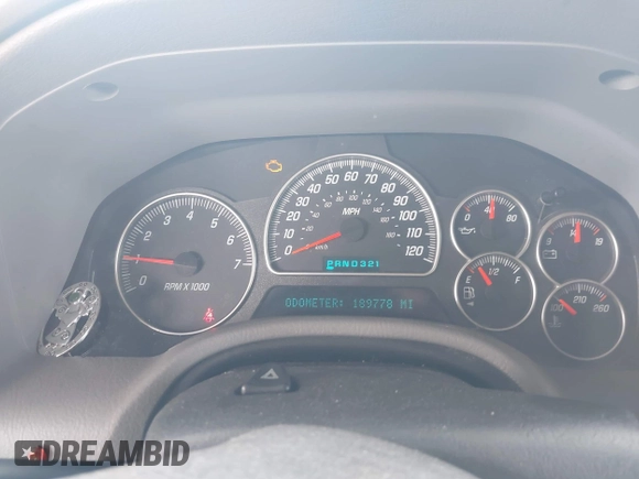 2005 GMC Envoy XL SLE with VIN 1GKET16S056151523, listed as a IAAI auction lot 42137483 with 189,778 mi miles. Bid and sale history available at carsss.com. Image 7.