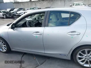 2011 Lexus CT 200h with VIN JTHKD5BH1B2004562, listed as a IAAI auction lot 41586037 with 94,017 mi miles and . Bid and sale history available at DreamBid. Image 15.