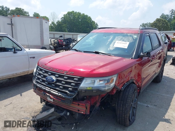 2017 Ford Explorer XLT with VIN 1FM5K7D84HGE18438, listed as a IAAI auction lot 42311925 with 134,650 mi miles and . Bid and sale history available at DreamBid. Image 18.