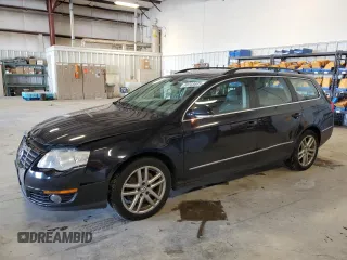 2008 Volkswagen Passat Lux with VIN WVWTK73C68E048252, listed as a Copart auction lot 88343805 with 87,858 mi miles and Salvage title. Bid and sale history available at DreamBid. Image 1.