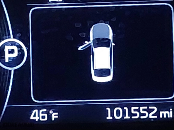 2017 Kia Optima EX with VIN 5XXGU4L38HG168057, listed as a IAAI auction lot 41422935 with 101,552 mi miles. Bid and sale history available at carsss.com. Image 15.