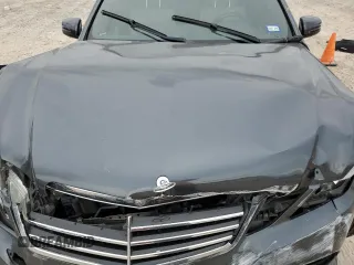 2012 Mercedes-Benz E 350 Luxury with VIN WDDHF5KB5CA641534, listed as a Copart auction lot 54821925 with 77,712 mi miles and Salvage Title. Bid and sale history available at DreamBid. Image 11.