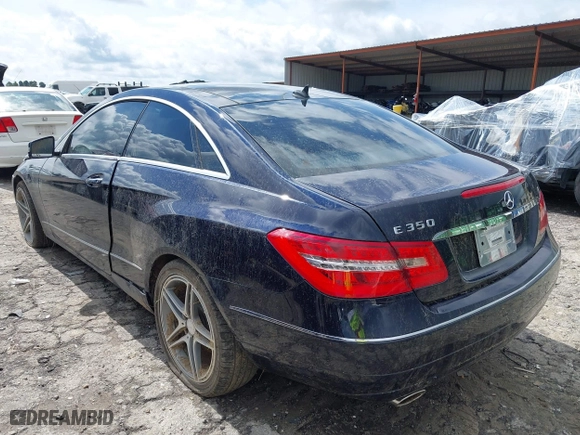 2011 Mercedes-Benz E-Class E 350 with VIN WDDKJ5GB6BF077956, listed as a IAAI auction lot 40459053 with 65,199 mi miles. Bid and sale history available at carsss.com. Image 3.