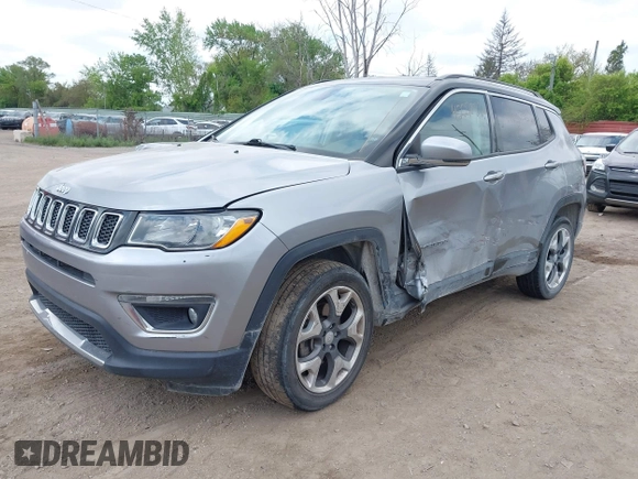 2018 Jeep Compass Limited with VIN 3C4NJDCB9JT267021, listed as a IAAI auction lot 42270830 with 82,437 mi miles and . Bid and sale history available at DreamBid. Image 17.