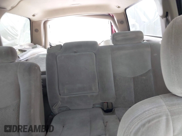 2004 Chevrolet Suburban LT with VIN 3GNEC16T54G282083, listed as a IAAI auction lot 40193048 with Not provided miles and . Bid and sale history available at DreamBid. Image 8.
