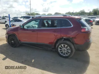2019 Jeep Cherokee Latitude Plus z VIN 1C4PJLLB2KD313007, wystawiony jako Copart lot #60485245 z przebiegiem 99 929 mil mil oraz Szkoda całkowita • Salvage title. Historia ofert i sprzedaży dostępna na DreamBid. Obrazek 2.