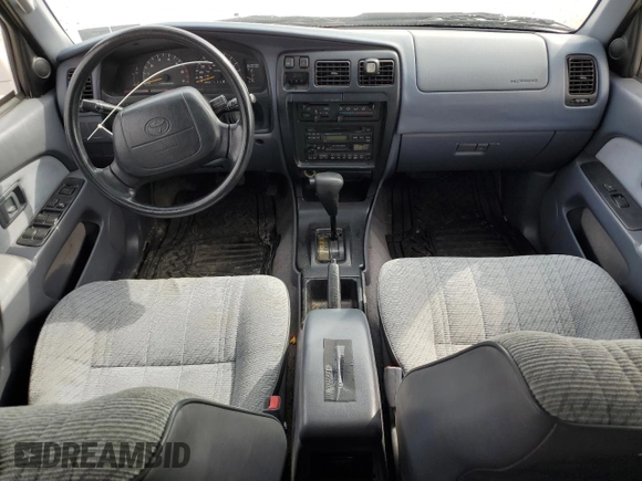 1996 Toyota 4Runner SR5 с VIN JT3GN86RXT0003713, выставлен на аукционе Copart как лот 52396935 с пробегом 155 891 миль миль и Списание • Salvage title. История ставок и продаж доступна на DreamBid. Изображение 8.