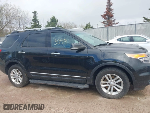 2014 Ford Explorer XLT with VIN 1FM5K8D8XEGB33891, listed as a IAAI auction lot 42143059 with 180,255 mi miles and . Bid and sale history available at carsss.com. Image 13.
