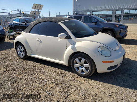 2007 Volkswagen Beetle with VIN 3VWRG31Y47M422091, listed as a Copart auction lot 80124674 with 109,999 mi miles and Salvage title. Bid and sale history available at DreamBid. Image 4.