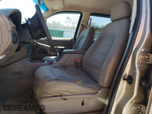 2002 Ford Explorer XLS with VIN 1FMZU62EX2UC77835, listed as a Copart auction lot 47383975 with 162,279 mi miles and Salvage title. Bid and sale history available at DreamBid. Image 7.