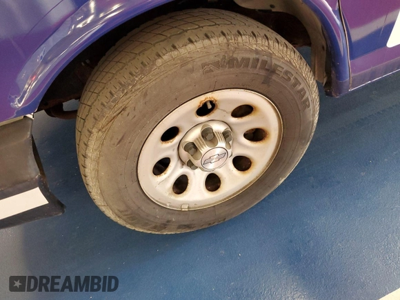 2014 Chevrolet Express Cargo with VIN 1GCSGAFX5E1204664, listed as a IAAI auction lot 42566613 with 103,962 mi miles and . Bid and sale history available at DreamBid. Image 30.