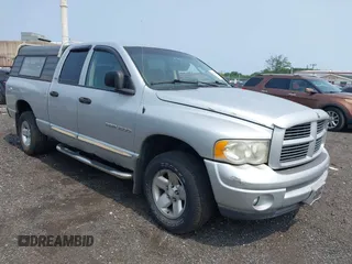 2002 Dodge 1500 z VIN 3D7HU18N42G158567, wystawiony jako IAAI lot #42457384 z przebiegiem 141 220 mil mil oraz . Historia ofert i sprzedaży dostępna na DreamBid. Obrazek 1.