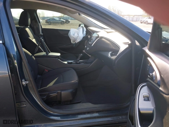 2019 Chevrolet Malibu LT with VIN 1G1ZD5ST2KF135053, listed as a IAAI auction lot 41867343 with 76,006 mi miles. Bid and sale history available at carsss.com. Image 5.