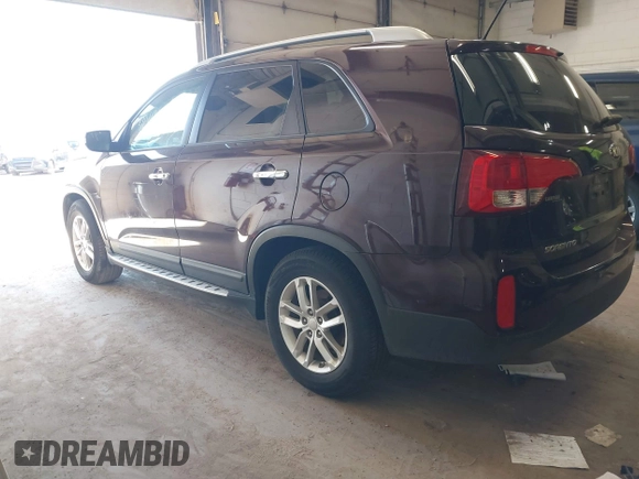 2014 Kia Sorento LX with VIN 5XYKT4A7XEG462778, listed as a IAAI auction lot 41981022 with 126,520 mi miles and . Bid and sale history available at carsss.com. Image 3.