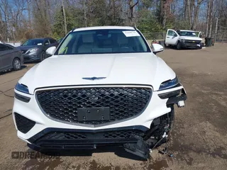 2022 Genesis GV70 Sport z VIN KMUMCDTC4NU039497, wystawiony jako IAAI lot #41668778 z przebiegiem 31 545 mil mil oraz . Historia ofert i sprzedaży dostępna na DreamBid. Obrazek 12.