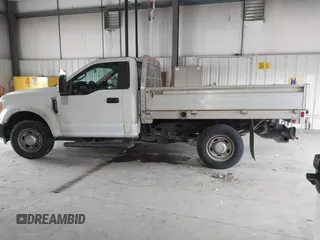 2017 Ford F-250 XL с VIN 1FDBF2A68HEC99835, выставлен на аукционе IAAI как лот 41574205 с пробегом 61 847 миль миль и . История ставок и продаж доступна на DreamBid. Изображение 14.