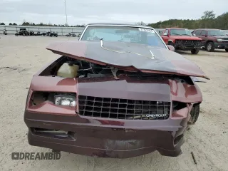1987 Chevrolet El Camino z VIN 3GCCW80H5HS913373, wystawiony jako Copart lot #77822994 z przebiegiem 89 040 mil mil oraz Szkoda całkowita • Salvage title. Historia ofert i sprzedaży dostępna na DreamBid. Obrazek 5.
