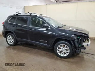 2015 Jeep Cherokee Latitude z VIN 1C4PJMCS3FW546328, wystawiony jako Copart lot #54182485 z przebiegiem 172 530 mil mil oraz Czysty tytuł • Clean title. Historia ofert i sprzedaży dostępna na DreamBid. Obrazek 4.