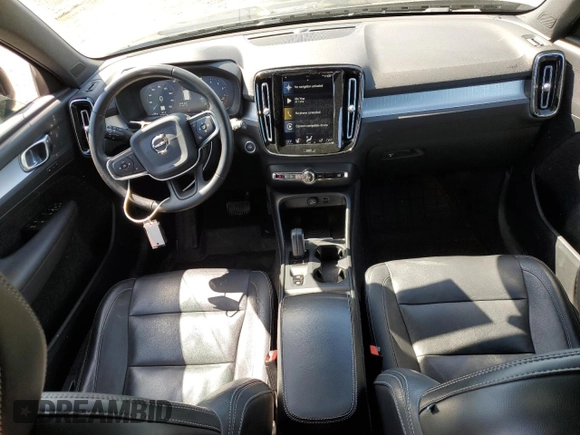 2019 Volvo XC40 Momentum z VIN YV4162XZ3K2009069, wystawiony jako Copart lot #56486375 z przebiegiem 89 718 mil mil oraz Szkoda całkowita • Salvage title. Historia ofert i sprzedaży dostępna na DreamBid. Obrazek 8.