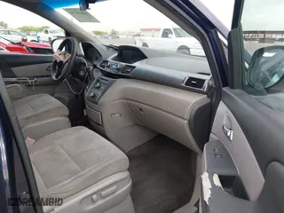 2014 Honda Odyssey LX with VIN 5FNRL5H23EB013044, listed as a IAAI auction lot 41644270 with 244,271 mi miles. Bid and sale history available at carsss.com. Image 5.