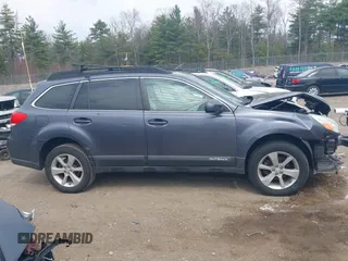 2014 Subaru Outback 2.5i Premium with VIN 4S4BRBDC4E3207670, listed as a IAAI auction lot 42124482 with 71,777 mi miles. Bid and sale history available at carsss.com. Image 14.