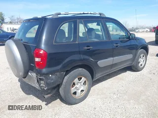 2005 Toyota RAV4 with VIN JTEHD20V450074717, listed as a IAAI auction lot 41856974 with 121,843 mi miles. Bid and sale history available at carsss.com. Image 4.