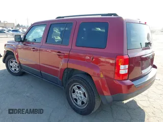 2016 Jeep Patriot Sport with VIN 1C4NJPBA4GD670087, listed as a IAAI auction lot 42141021 with 107,888 mi miles. Bid and sale history available at carsss.com. Image 3.