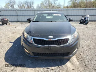 2013 Kia Optima EX z VIN 5XXGN4A71DG197381, wystawiony jako Copart lot #53619615 z przebiegiem 100 873 mil mil oraz Szkoda całkowita • Salvage title. Historia ofert i sprzedaży dostępna na DreamBid. Obrazek 5.