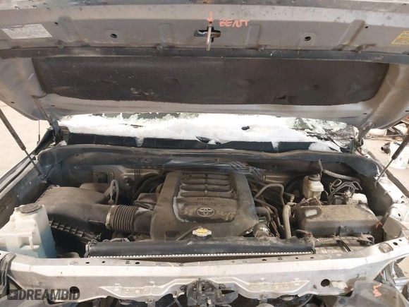 2015 Toyota Tundra 4WD Truck SR5 with VIN 5TFDW5F19FX451375, listed as a IAAI auction lot 41568486 with 273,370 mi miles. Bid and sale history available at carsss.com. Image 10.