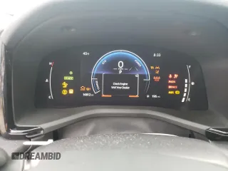 2025 Toyota Camry LE z VIN 4T1DBADK4SU017453, wystawiony jako Copart lot #52183485 z przebiegiem 16 812 mil mil oraz Szkoda całkowita • Salvage title. Historia ofert i sprzedaży dostępna na DreamBid. Obrazek 9.