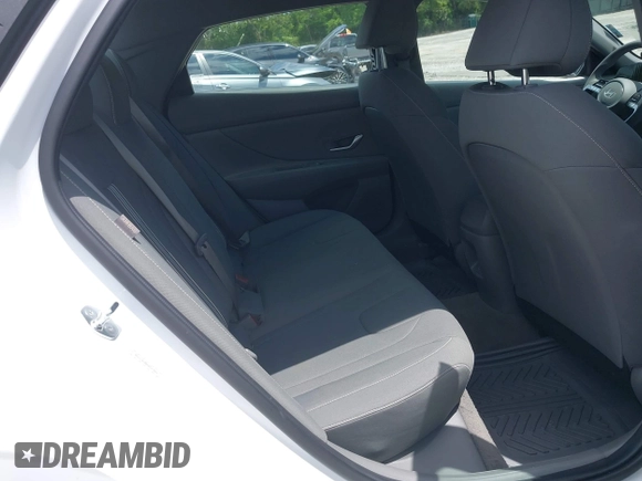 2024 Hyundai Elantra SEL с VIN KMHLM4DG0RU672240, выставлен на аукционе IAAI как лот 42190278 с пробегом 28 084 миль миль и . История ставок и продаж доступна на DreamBid. Изображение 8.
