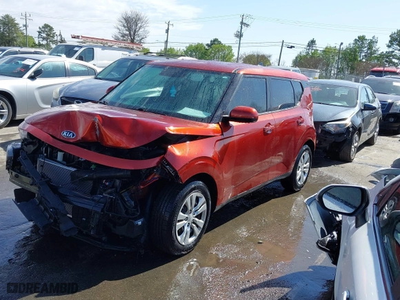 2020 Kia Soul LX with VIN KNDJ23AU4L7113673, listed as a IAAI auction lot 41847880 with 83,976 mi miles. Bid and sale history available at carsss.com. Image 19.
