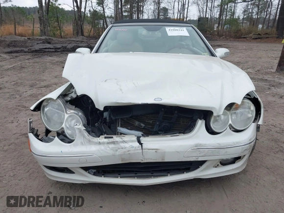 2009 Mercedes-Benz CLK 350 z VIN WDBTK56F59T110276, wystawiony jako IAAI lot #41800341 z przebiegiem 157 883 mil mil oraz . Historia ofert i sprzedaży dostępna na DreamBid. Obrazek 6.