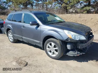 2014 Subaru Outback 2.5i Limited with VIN 4S4BRCLC1E3251925, listed as a IAAI auction lot 41770851 with 179,228 mi miles. Bid and sale history available at carsss.com. Image 1.