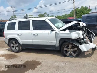 2016 Jeep Patriot Latitude with VIN 1C4NJRFB5GD674048, listed as a IAAI auction lot 42502023 with 128,127 mi miles and . Bid and sale history available at DreamBid. Image 13.