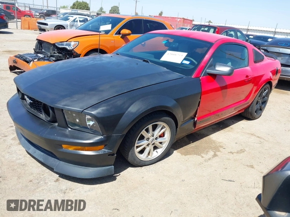 2007 Ford Mustang Deluxe with VIN 1ZVFT80N575345515, listed as a IAAI auction lot 42008753 with 165,871 mi miles and . Bid and sale history available at DreamBid. Image 20.