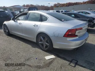 2017 Volvo S90 Momentum с VIN YV1102AK6H1013349, выставлен на аукционе Copart как лот 77786484 с пробегом Не указан миль и Списание • Salvage title. История ставок и продаж доступна на DreamBid. Изображение 2.